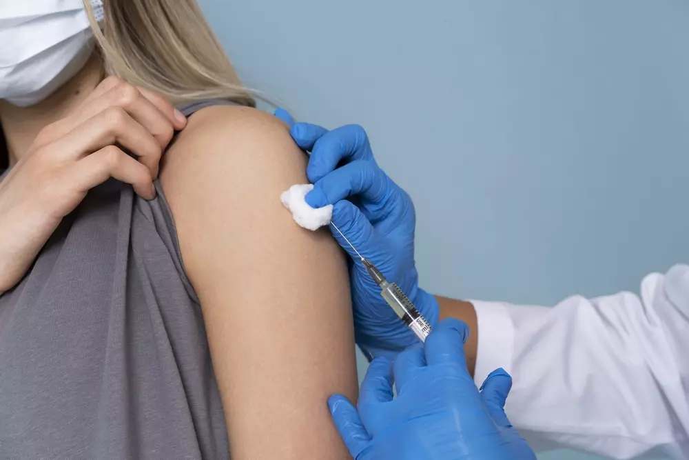 Saúde de Rio Negro realiza a vacinação contra o HPV para  adolescentes de 15 a 19 anos